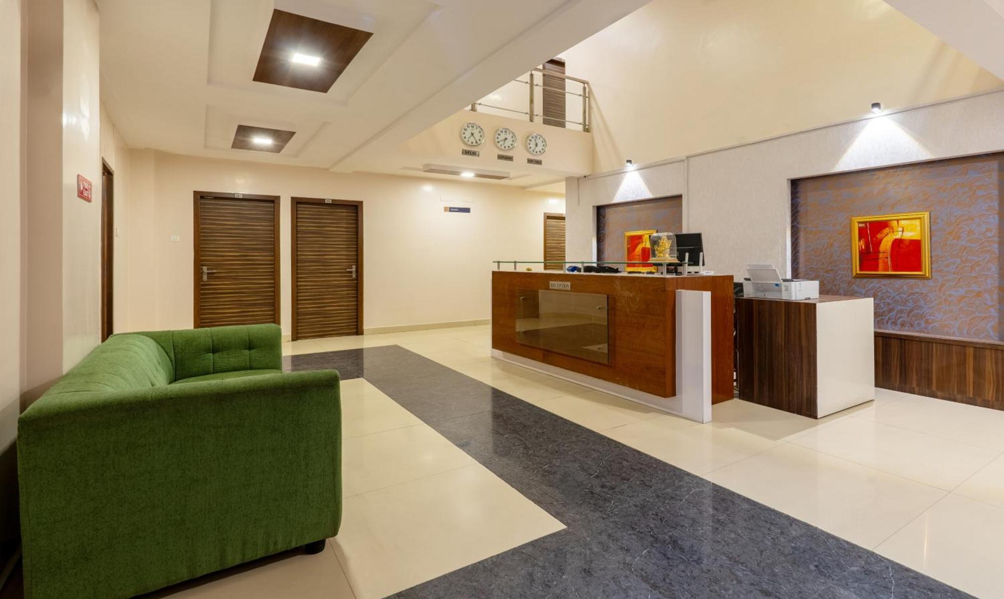 Treebo Eco Stay T Nagar Ченай Екстериор снимка